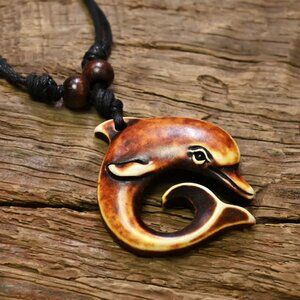 New Zealand Māori imitation Yak bone necklace Dolphin pendant